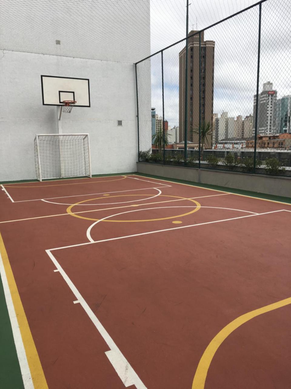 Estudio Moderno Com Linda Vista Para A Serra Curitiba Eksteriør billede