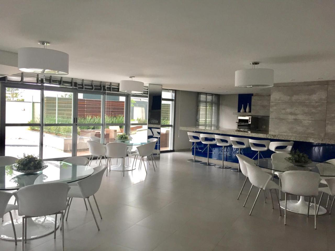 Estudio Moderno Com Linda Vista Para A Serra Curitiba Eksteriør billede