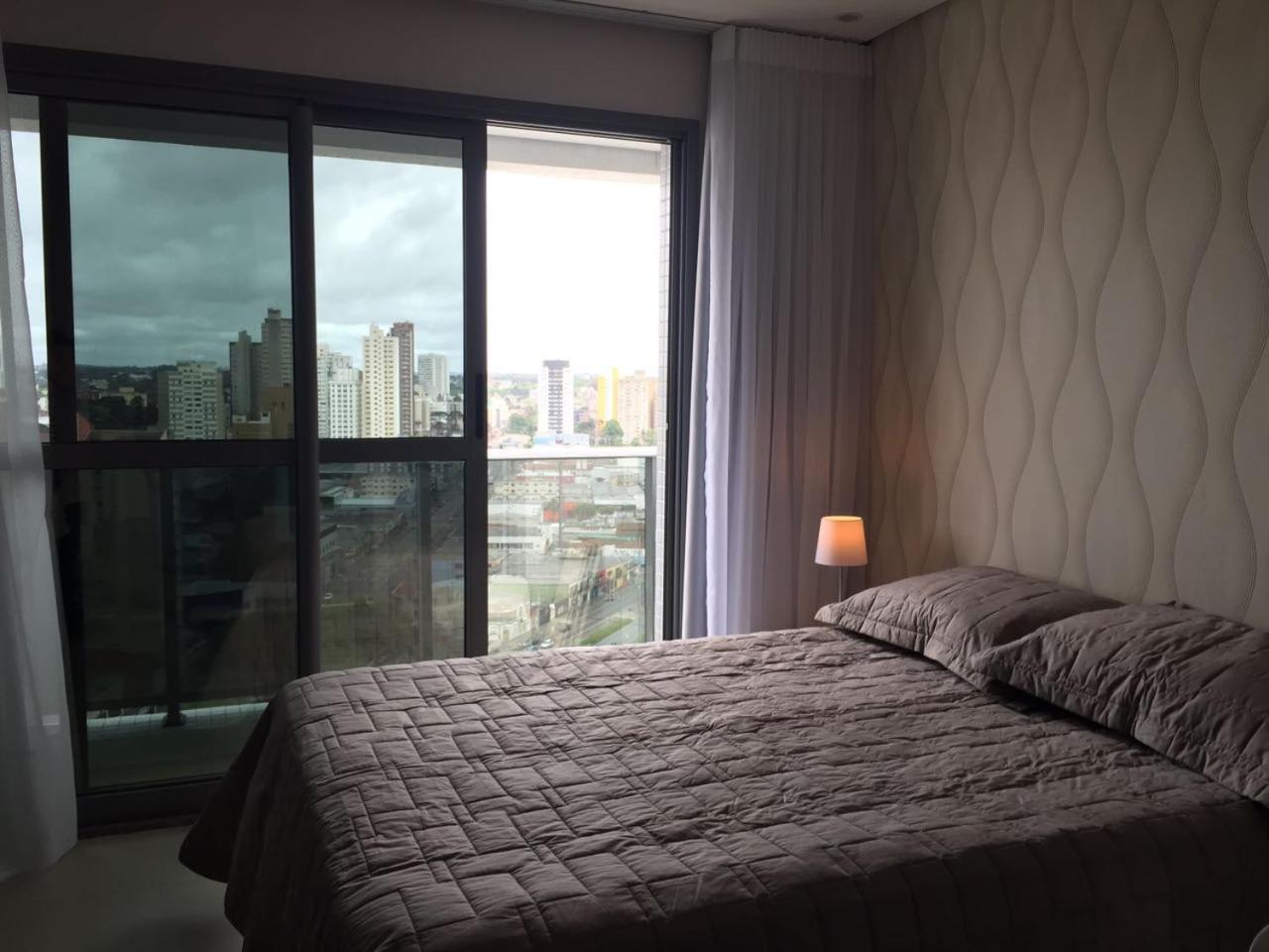 Estudio Moderno Com Linda Vista Para A Serra Curitiba Eksteriør billede